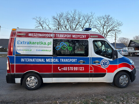 Ambulans Extrakaretka.pl przystosowany do międzynarodowego transportu medycznego na trasie Frankfurt–Opole